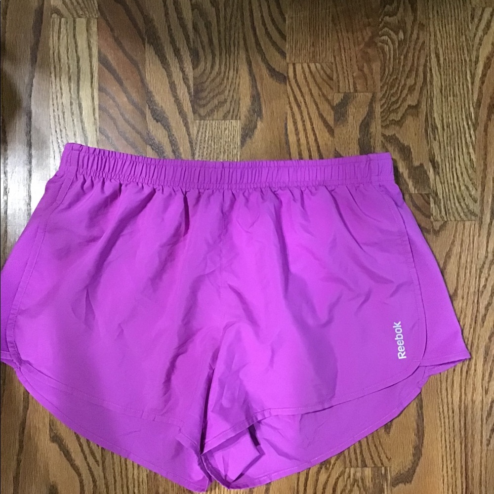 Reebok women’s shorts size L